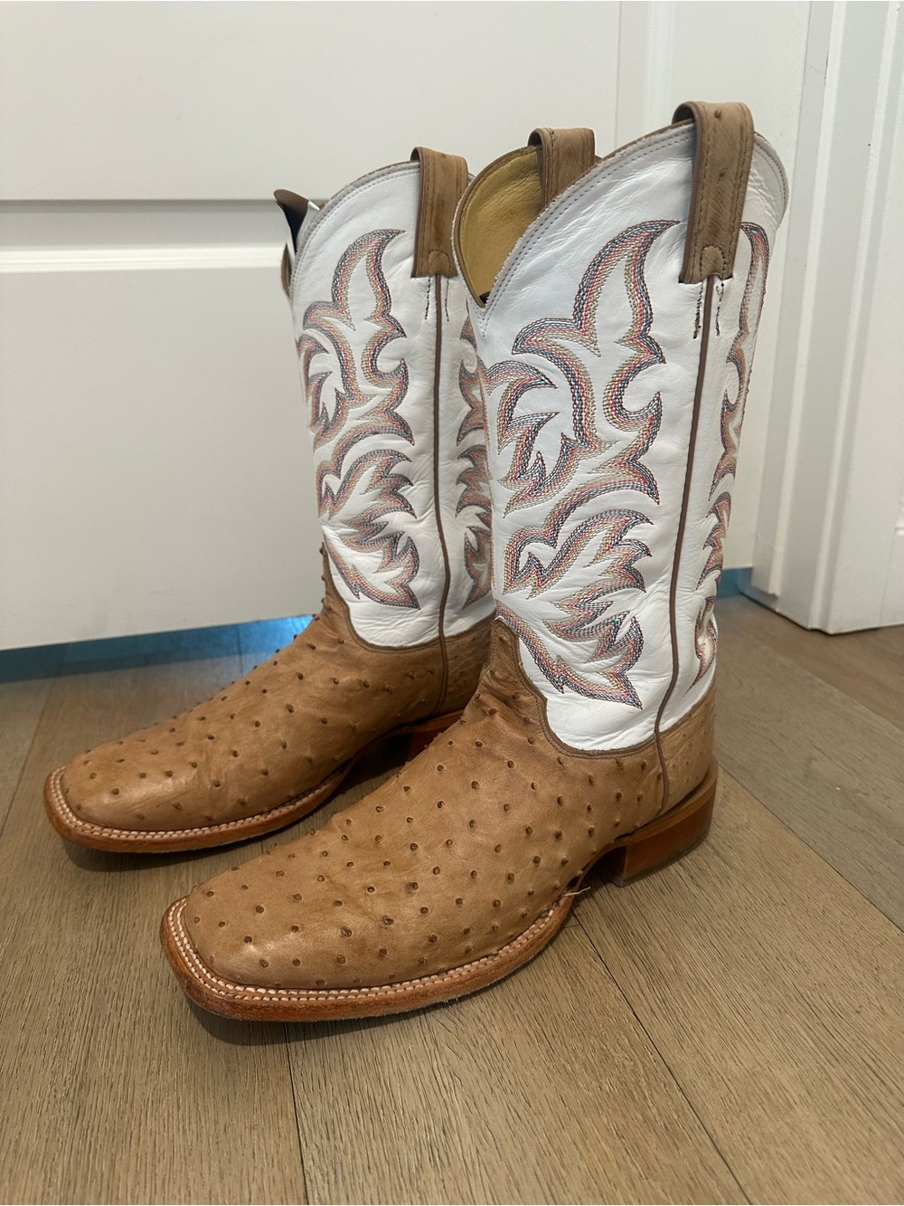 Justin Men's White & Tan Western Cowboy Boots size 10.5